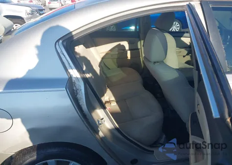 2007 Mazda Mazda3 I из США, поврежденный, VIN JM1BK12F571628876